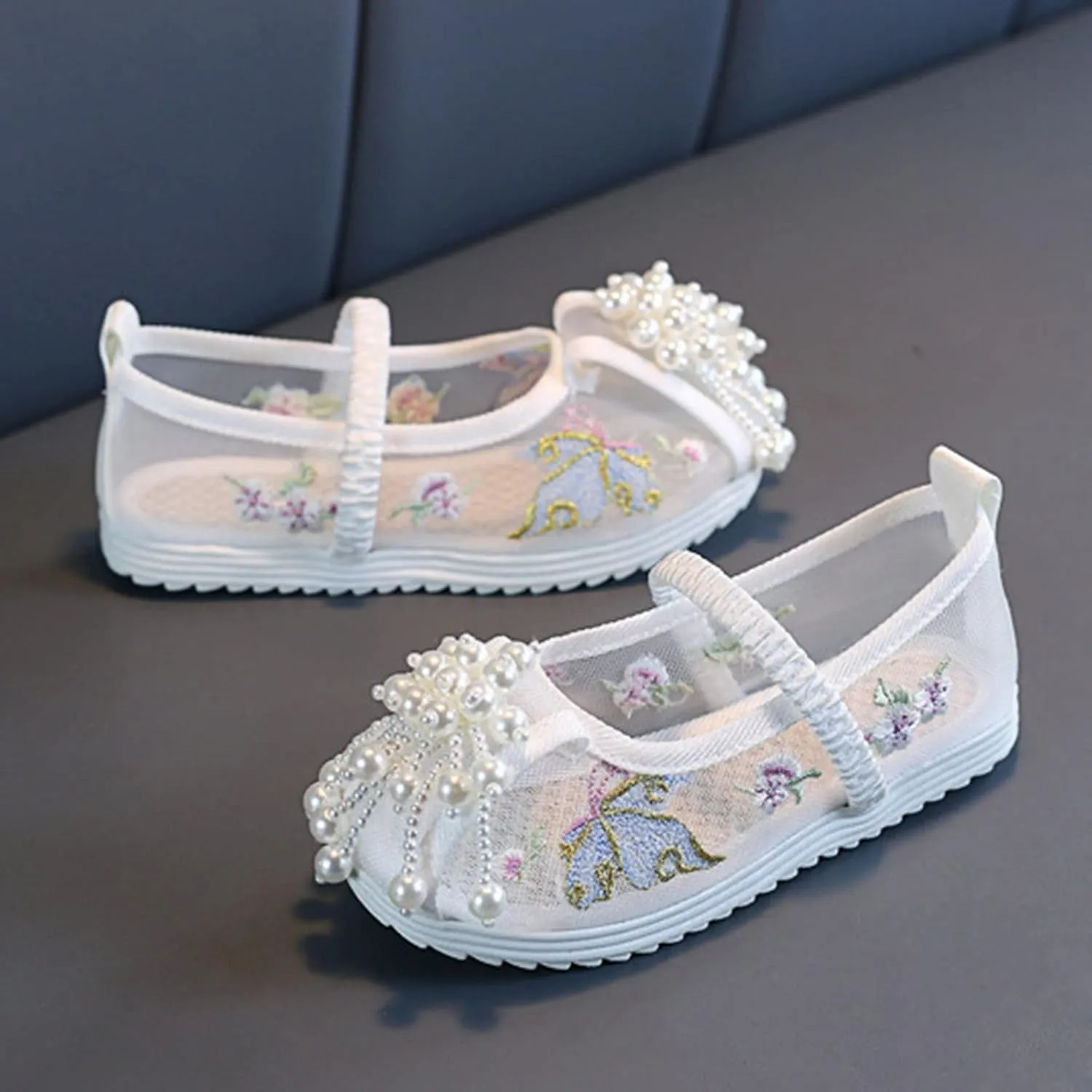 Girls Floral Embroidered Canvas Shoes Casual Round Toe Mary Jane Ballet Yoga Flats Slip On Shoes for Toddler