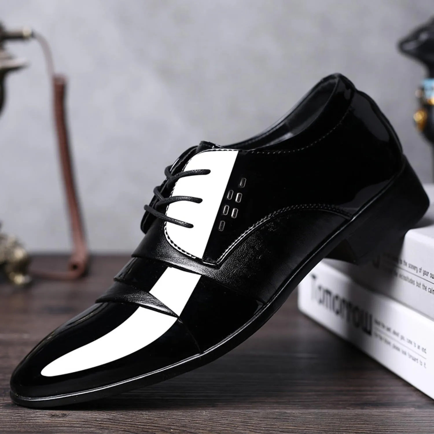 Men's Oxfords Dress Shoes Classic Patent Leather Formal Shoes Applicable to Business,Work,Party, Wedding,Daily Walk