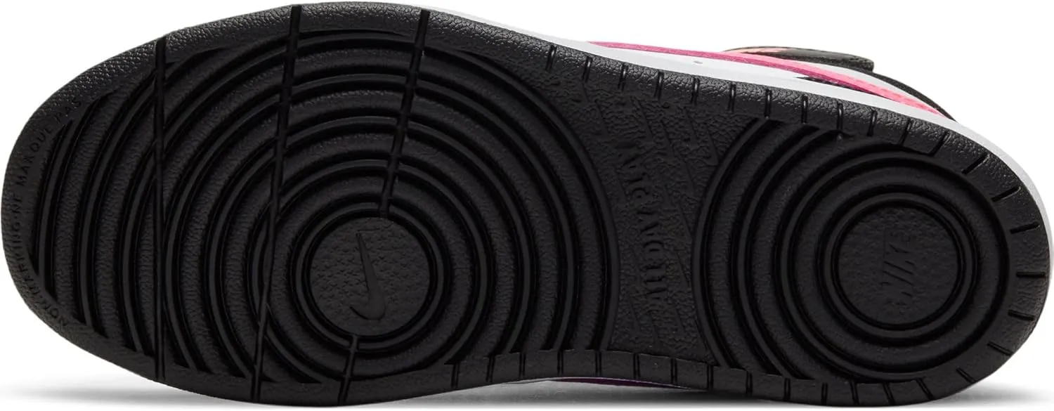 NIKE Boy's Sneaker