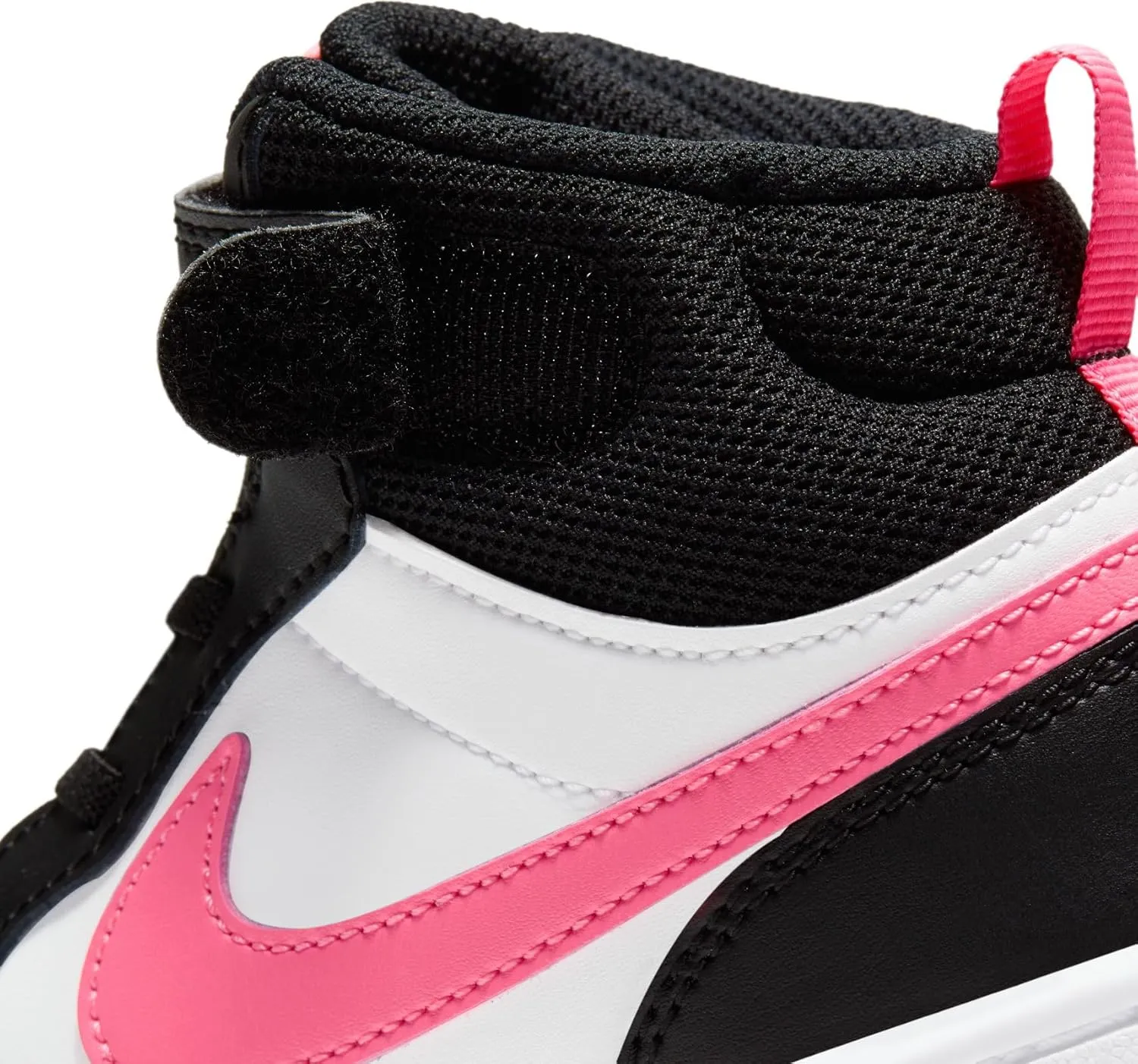 NIKE Boy's Sneaker